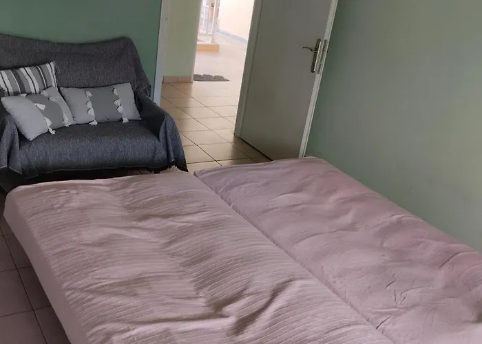 Апартаменты Eliza's House *