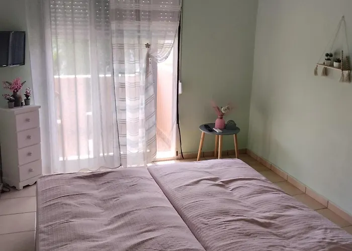Апартаменты Eliza's House